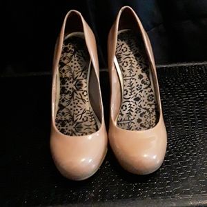 Jessica Simpson Callie